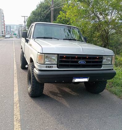 FORD F-1000 3.9 SUPER SÉRIE 4X4 CS 8V TURBO DIESEL 2P MANUAL
